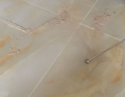 德阳瓷砖空鼓维修公司分享粘合剂选择不当在瓷砖铺贴过程中可能导致以下问题